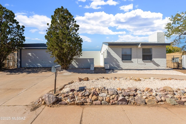 view of front facade featuring a garage