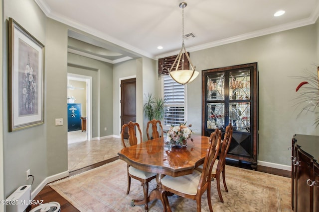 36239 S Cypress Dr, Saddlebrooke, AZ 85739 - dining space with ornamental molding, recessed lighting, visible vents, and baseboards