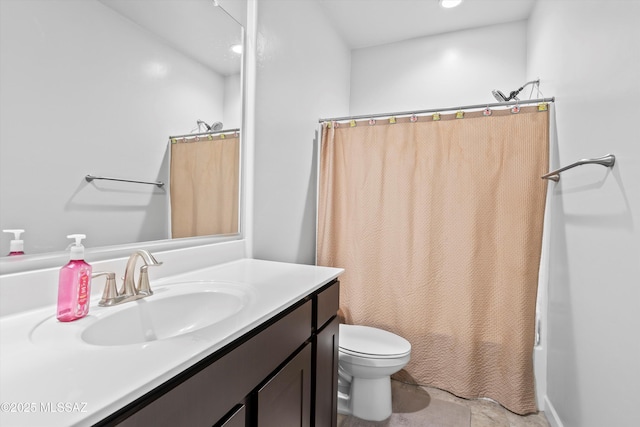 bathroom featuring toilet, shower / tub combo, vanity, and recessed lighting