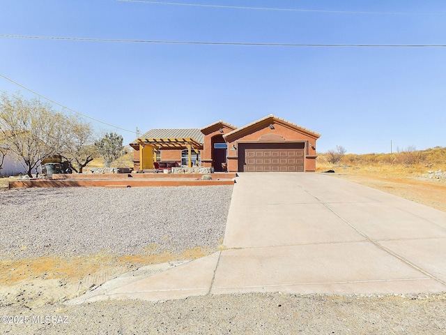 view of front facade featuring a garage