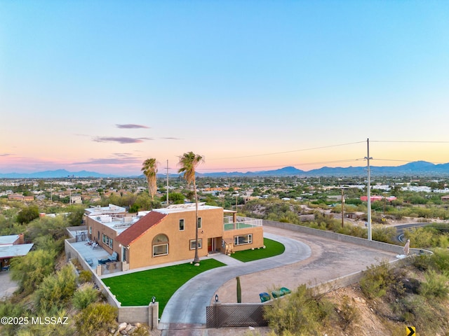 1061 W Roller Coaster Rd, Tucson, AZ 85704 - birds eye view of property featuring a mountain view