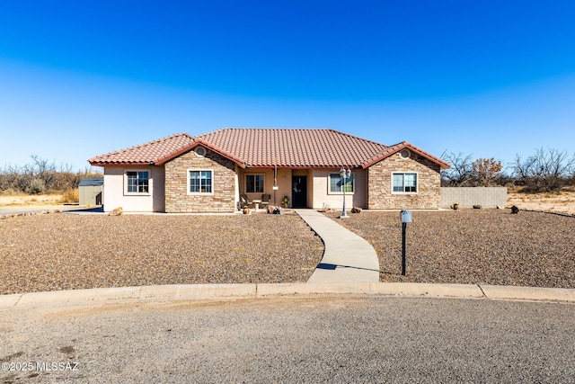 view of front of property