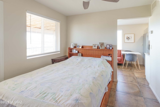 bedroom with ceiling fan