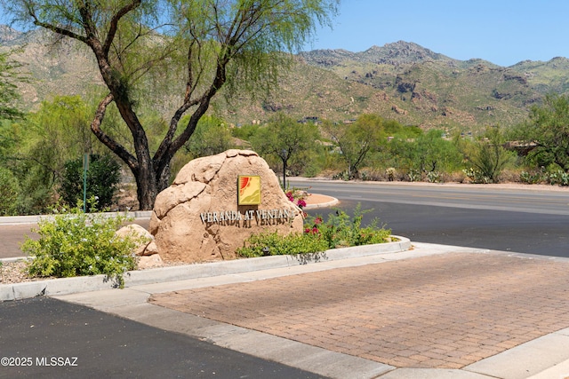 property view of mountains