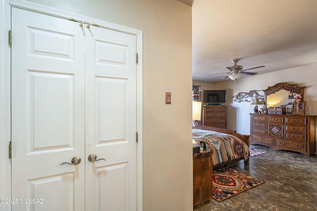 3910 S Via Del Ruisenor, Green Valley, AZ 85622 - bedroom with ceiling fan