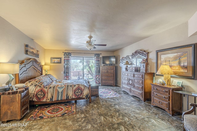 3910 S Via Del Ruisenor, Green Valley, AZ 85622 - bedroom featuring ceiling fan