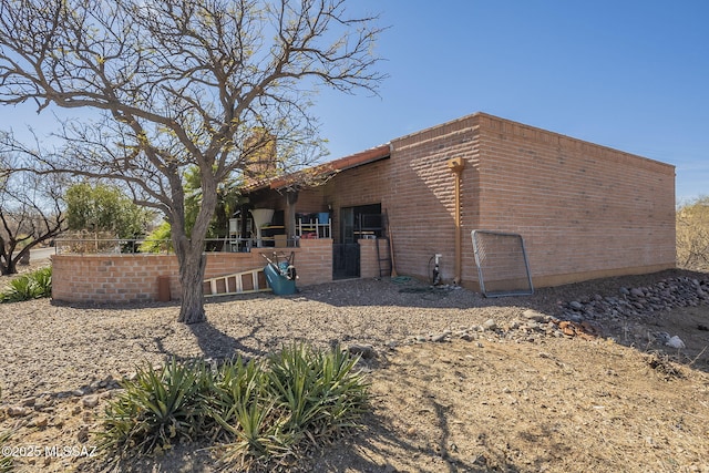 3910 S Via Del Ruisenor, Green Valley, AZ 85622 - view of back of property