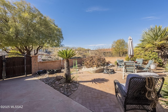3910 S Via Del Ruisenor, Green Valley, AZ 85622 - view of patio / terrace
