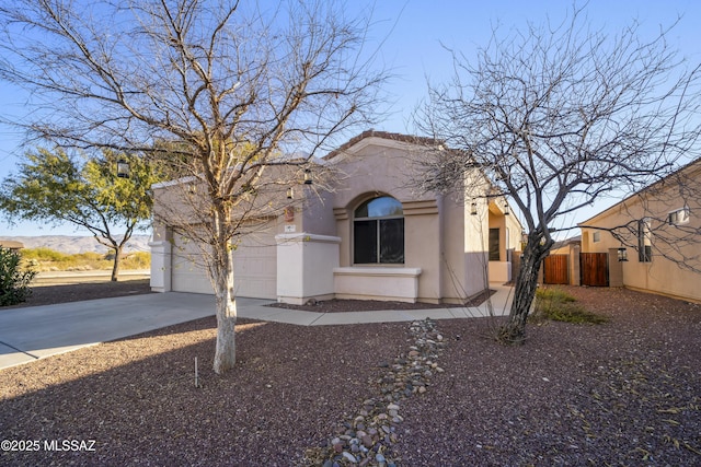 view of mediterranean / spanish-style home