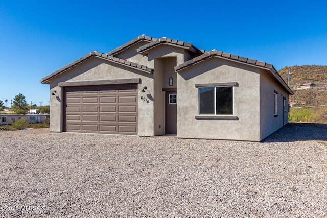 view of front facade with a garage