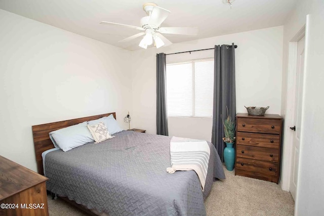 bedroom with carpet flooring and ceiling fan