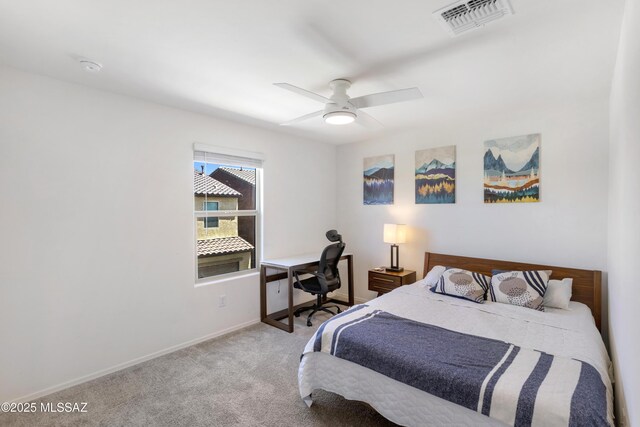 laundry room with light tile patterned flooring and independent washer and dryer