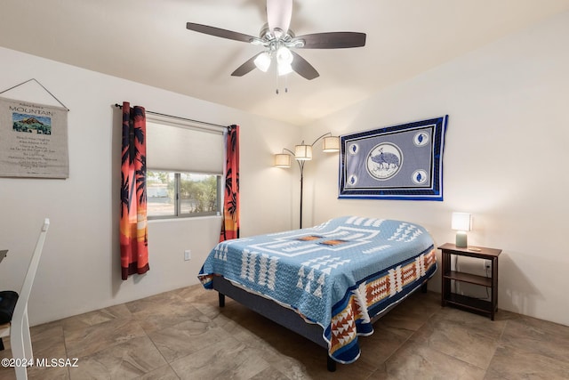 bedroom with ceiling fan