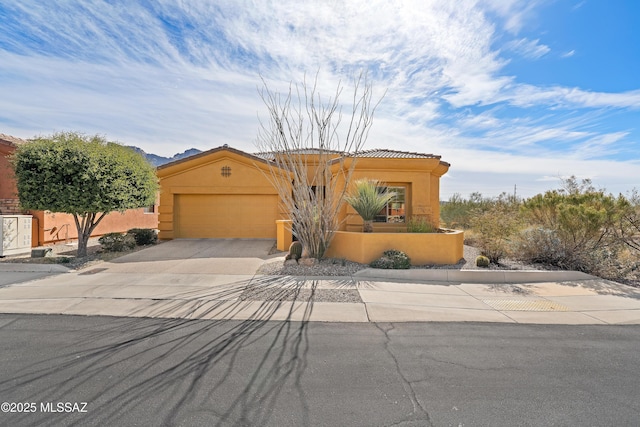 view of front facade with a garage