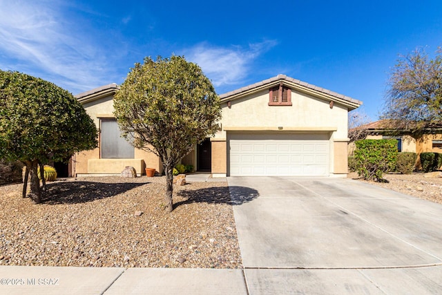 view of front of house featuring a garage