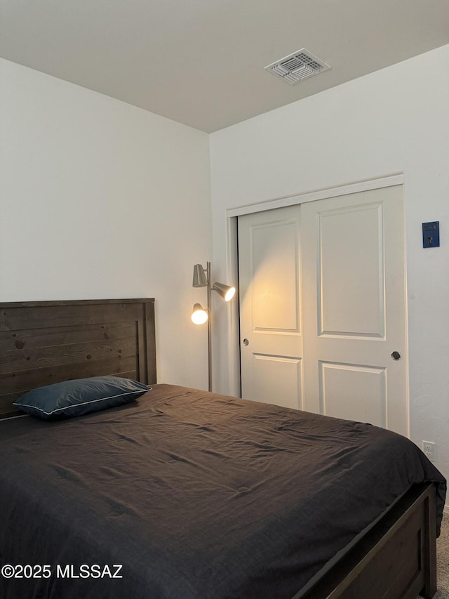 bedroom with a closet