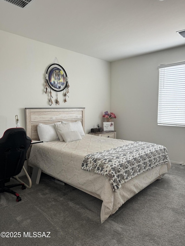 bedroom featuring carpet flooring