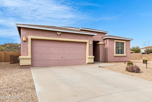 view of front facade featuring a garage