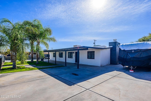 view of front of property