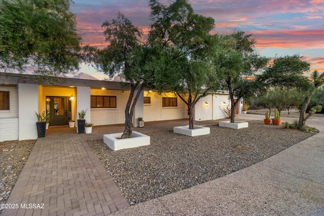 view of front of home