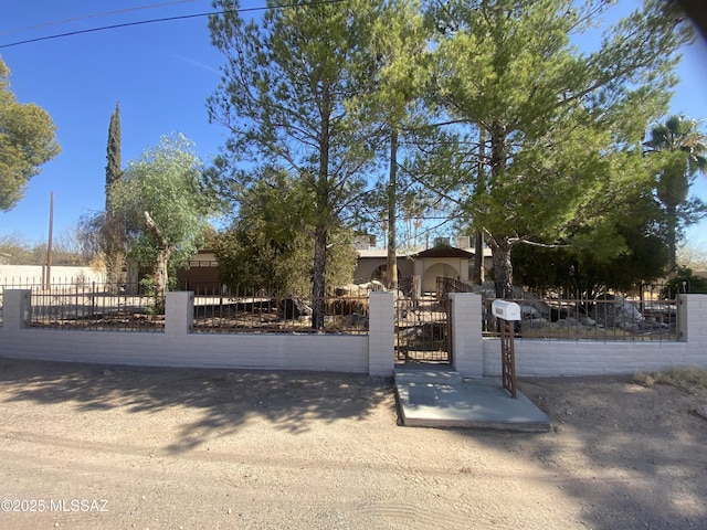 view of front of home