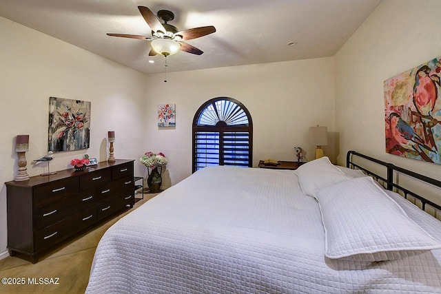 bedroom featuring a ceiling fan