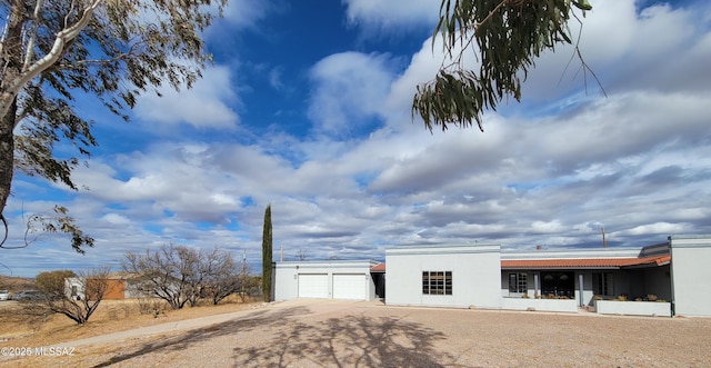 view of front of property