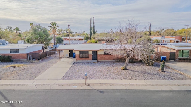 view of front of property