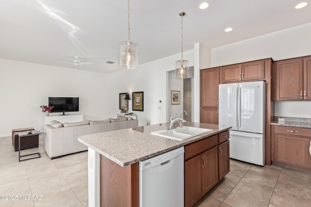 60437 E Arroyo Vista Dr, Oracle, AZ 85623 - kitchen with white appliances, a sink, light tile patterned floors, a ceiling fan, and recessed lighting