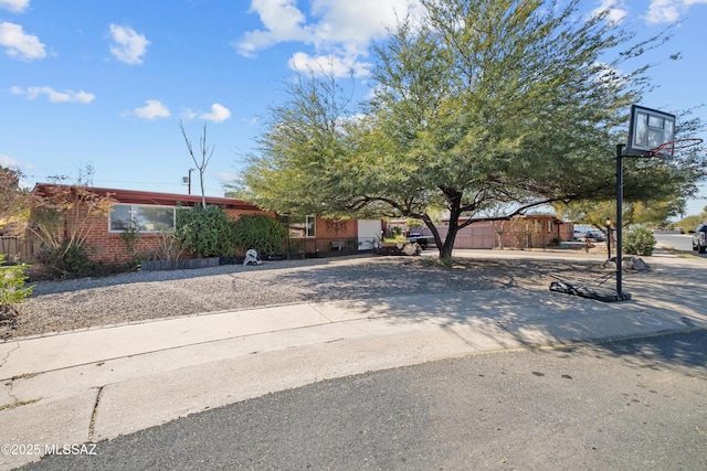 view of front of property