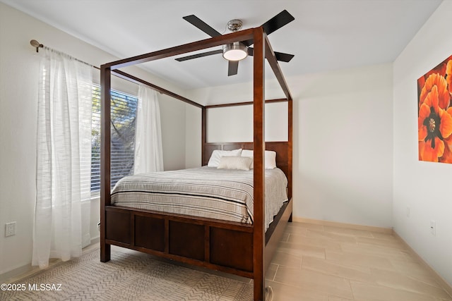 bedroom featuring a ceiling fan