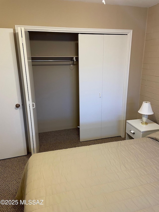 unfurnished bedroom featuring a closet