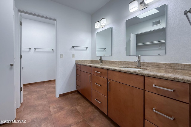7471 E Serenity Ln, Tucson, AZ 85750 - full bathroom with double vanity