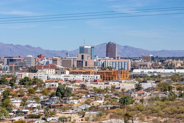 city view featuring a mountain view