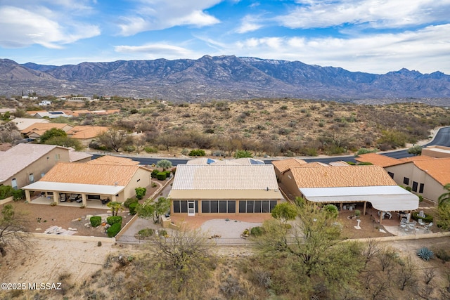 bird's eye view featuring a residential view and a mountain view
