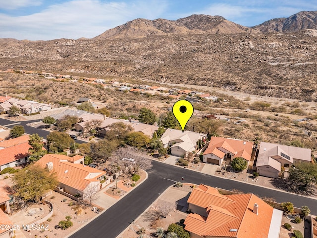 bird's eye view featuring a residential view and a mountain view