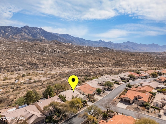 bird's eye view featuring a residential view and a mountain view