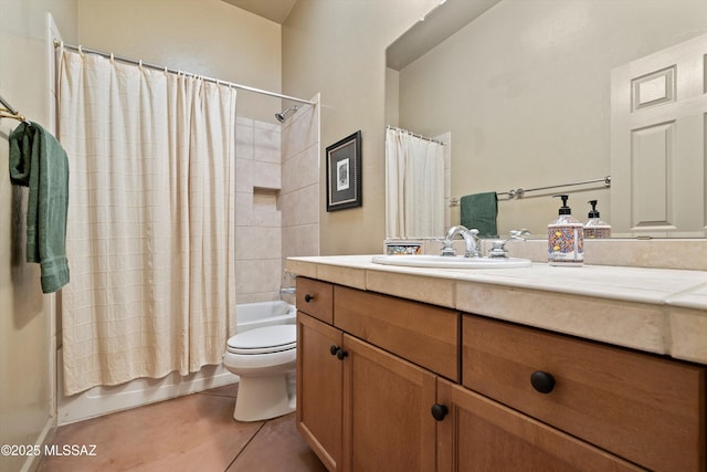 full bathroom featuring toilet, shower / tub combo, and vanity