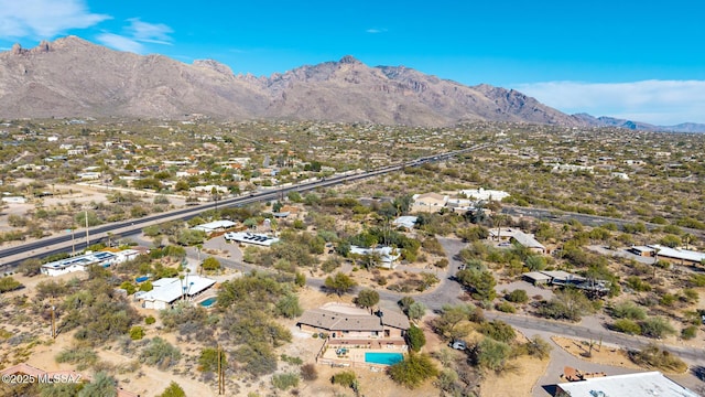 bird's eye view with a mountain view