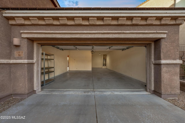 10365 S High Bluff Dr, Vail, AZ 85641 - garage with driveway