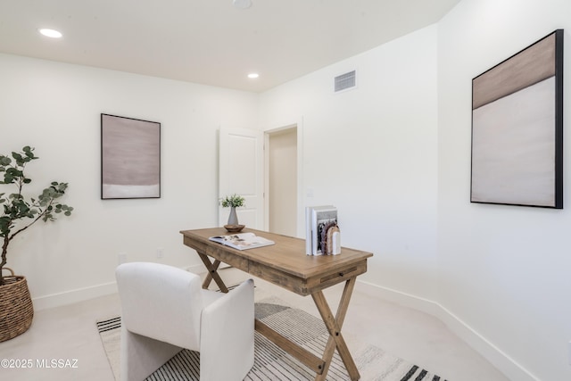 office with visible vents, baseboards, and recessed lighting