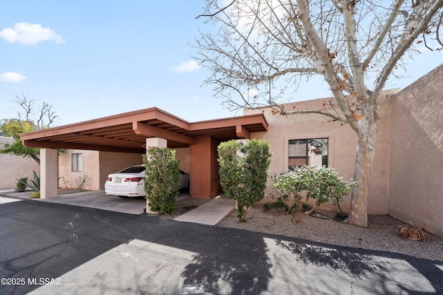 view of front of property with stucco siding