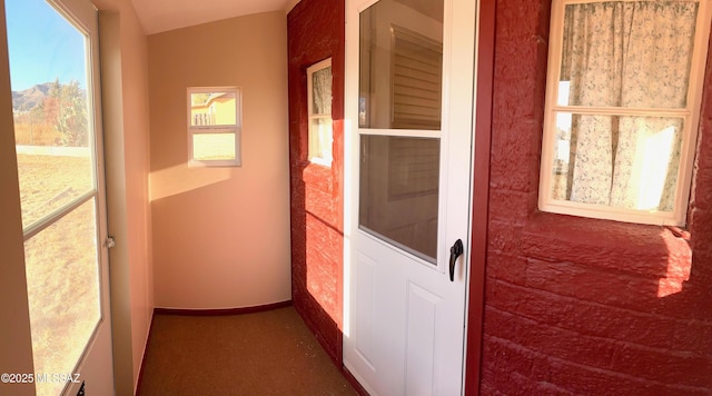 property entrance featuring a mountain view