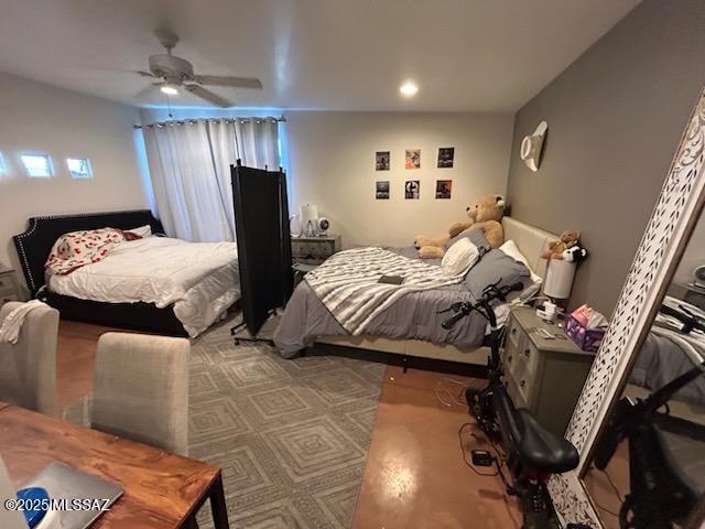 bedroom with a ceiling fan