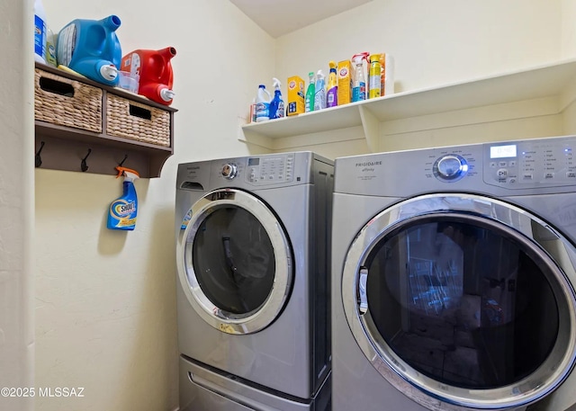 14298 S Camino El Galan, Sahuarita, AZ 85629 - laundry area with independent washer and dryer