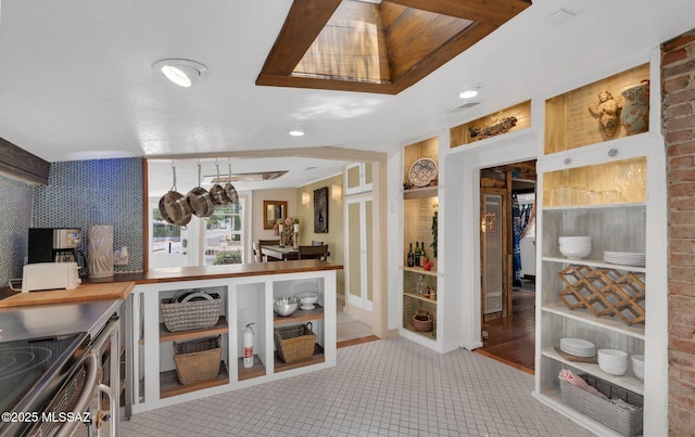 interior space featuring visible vents and tile patterned floors