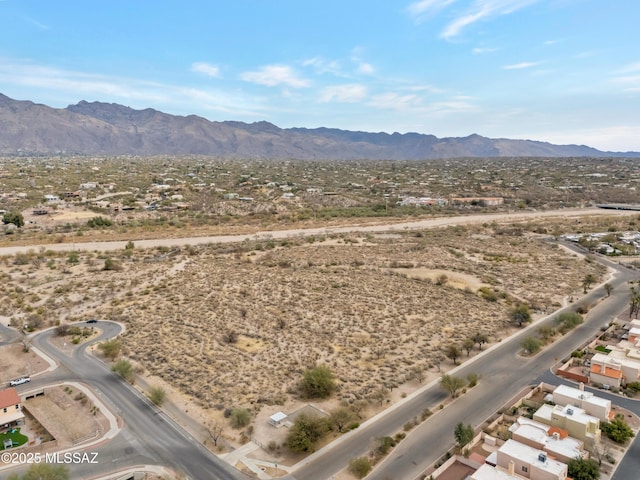 mountain view with a desert view