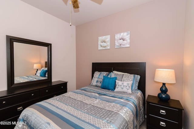 bedroom with a ceiling fan