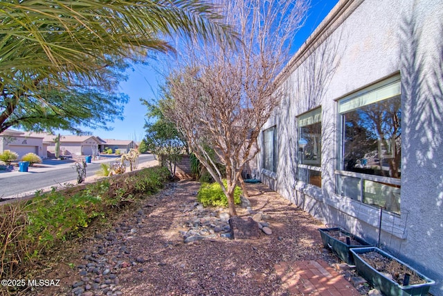 4621 S Pinnacle Peak Dr, Green Valley, AZ 85622 - view of yard featuring fence