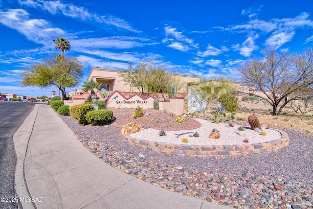 4621 S Pinnacle Peak Dr, Green Valley, AZ 85622 - view of front of house